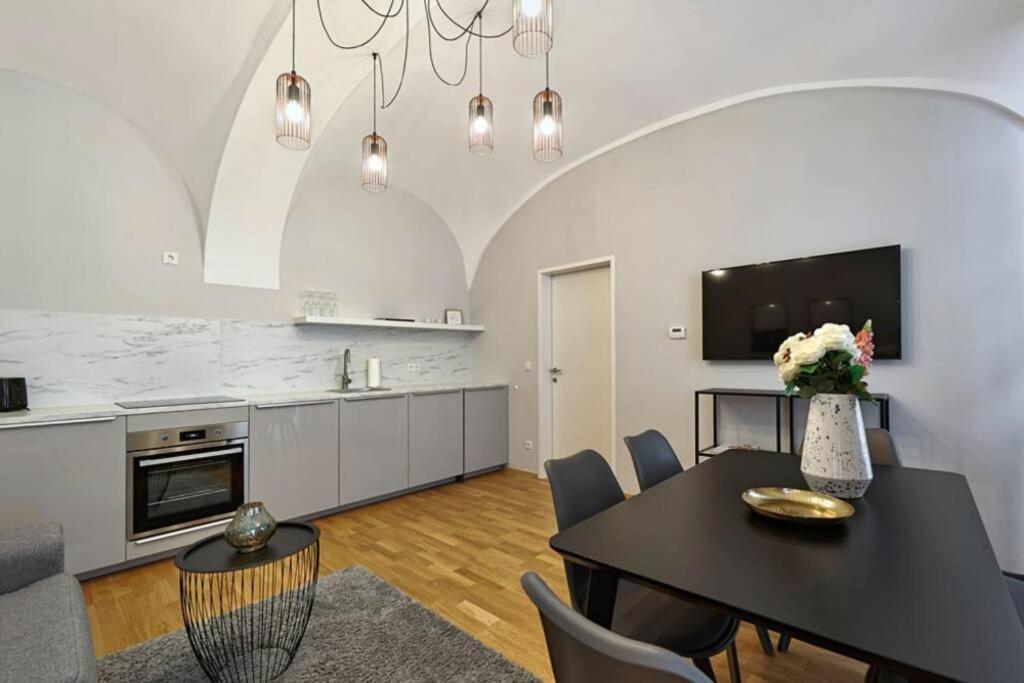 Vienne City Apartment Crown 6 Luaran gambar